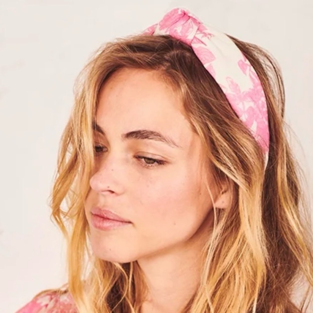 Lele sadoughi headband love shack fancy, pink
